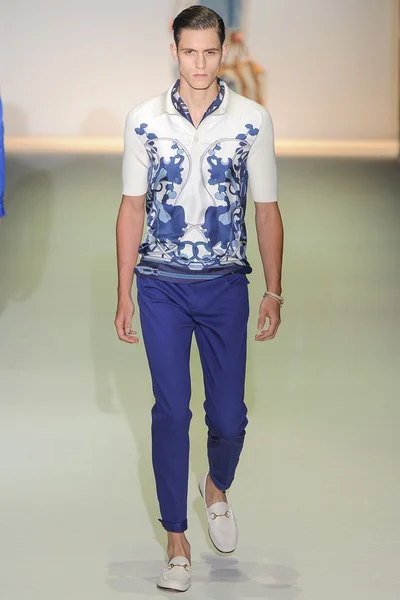 Look 23
